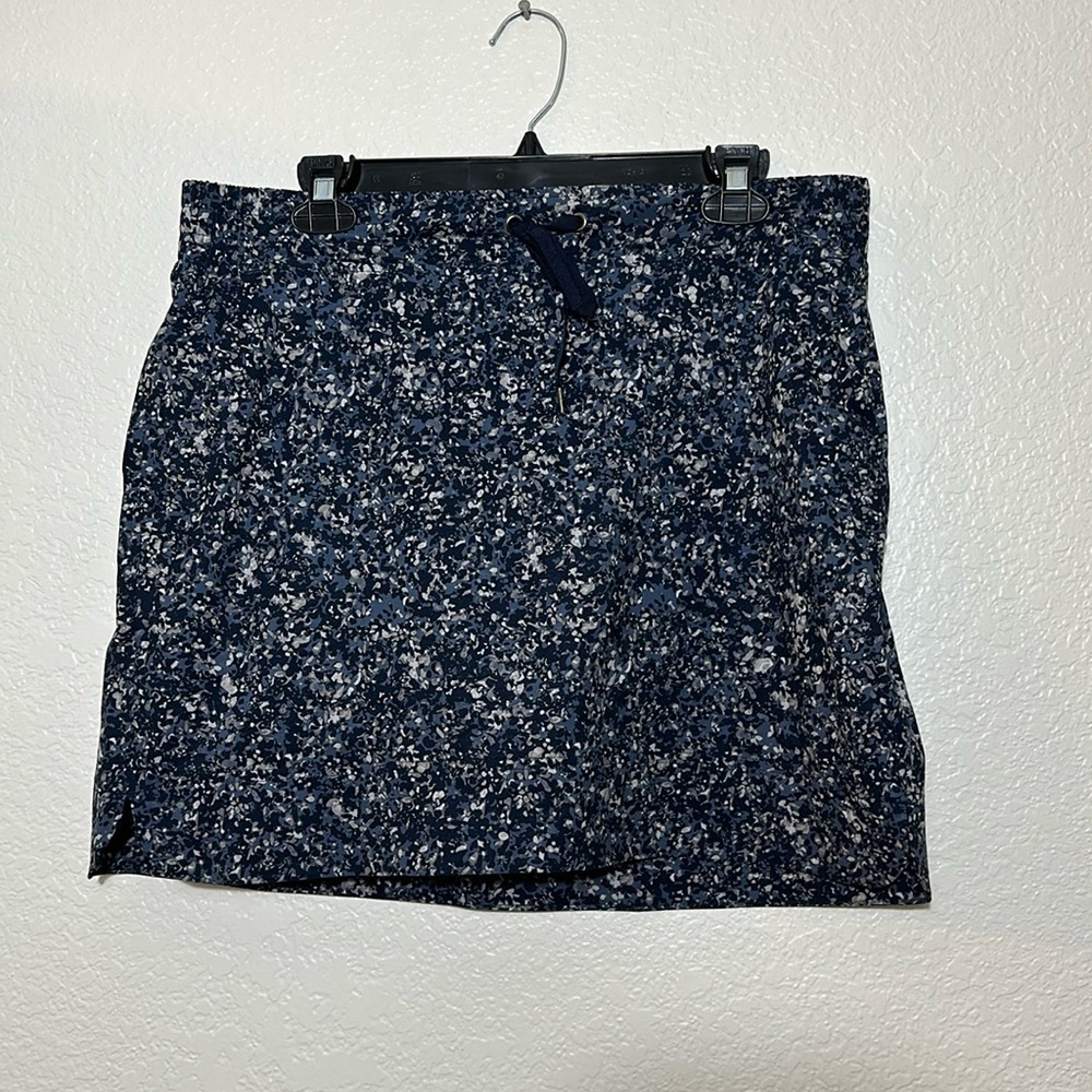 ATHLETA Midtown Skort Blue Gray Speckled Athletic Skirt Golf Tennis Pickleball